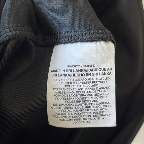 Nike cropped leggings size large black - Picture 6 of 6